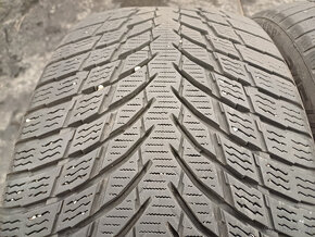 Zimní pneu Nokian 245/40/19 98V Extra Load - 2