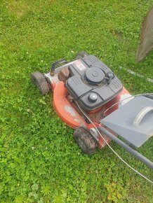 Prodam sekacky s pojezdem i bez-prekazi Husqvarna royal - 2