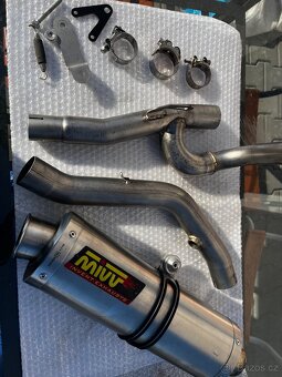 Suzuki dl 650 v-strom vyfuk - 2