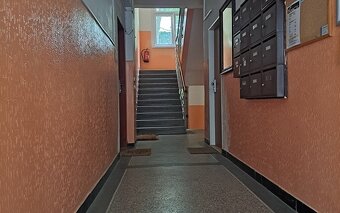 Pronájem, bytu 1kk, 29 m2, Praha 5, Košíře - 2