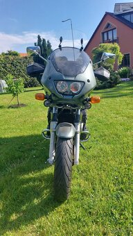 Suzuki GSX 750 Inazuma - 2