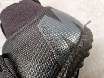 Dětské chlapecké kopačky turfy NIKE vel.35,5 - 2
