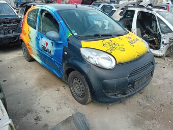 Citroen C1 1.0 ( 1KR ) 50kW r.2010 na náhradní díly - 2