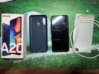Samsung Galaxy A20e - 2