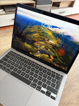 MacBook Air 13”, M1 čip - 2