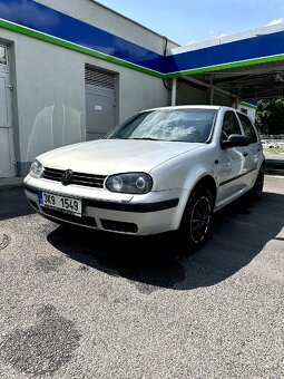 Volkswagen Golf 4 1.6 - 2