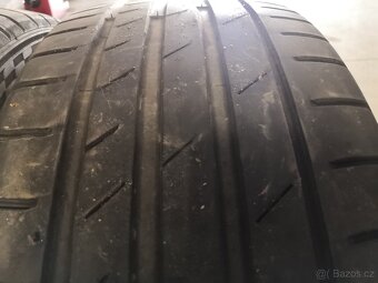 Kumho PS71  235/45/20 - 2
