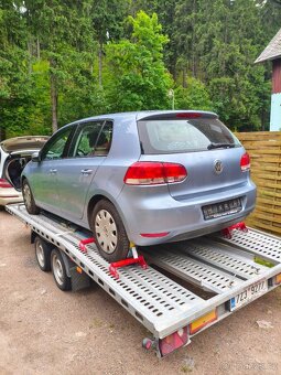 Volkswagen Golf 1.4 MPI benzín - 2