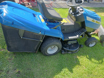 Prodám-zahradní traktor CastelGarden TCP102 - 2