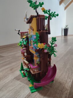 Lego - Dům přátelství na stromě - 2