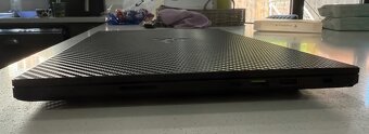Prodám herní notebook Razer Blade 15 ve skvělém stavu. - 2