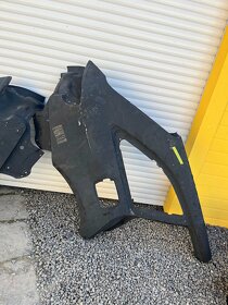 Audi a4 zadni blatnik - 2