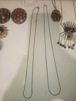 Staré šperky bižuterie - 2