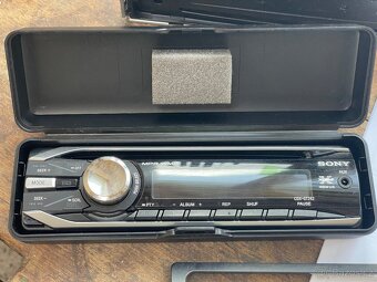 Autorádio Sony CDX-GT242 s CD a MP3 45W x 4 - 2