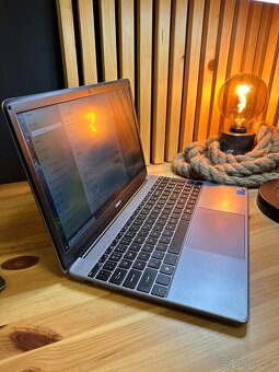 Umax VisonBook 15WR Plus
- 2