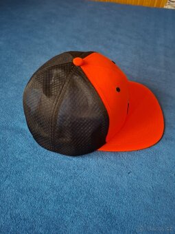 Sportovní kšiltovka Salomon - 2