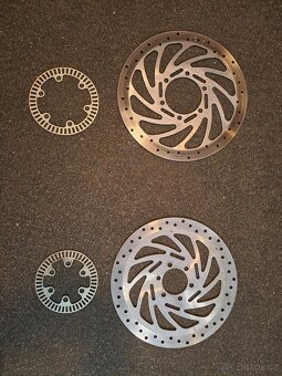 Přední brzdový kotouč pro KTM 125 14-16 300mm - 2