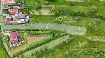 Pozemek o výměře 2 455 m² v klidné lokalitě u lesa - 2