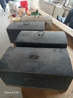 Staré vojenské  bedny - 2