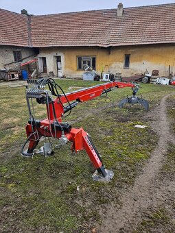 hydraulická ruka za traktor - 2