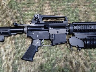 M4A1+M203-gbb Airsoft - 2