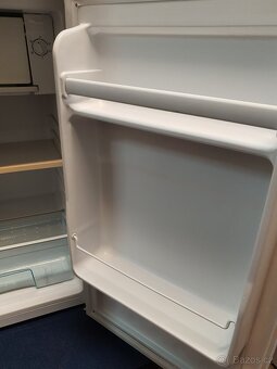 nová značková moderní malá A+ lednice - 2
