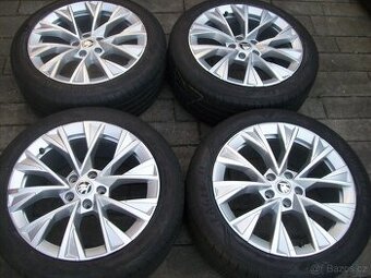 Alu kola Superb III Passat B8 18" letní GY F1 235.45.18 - 2