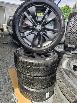 Alu Kola Škoda 215/55 R17 - 2