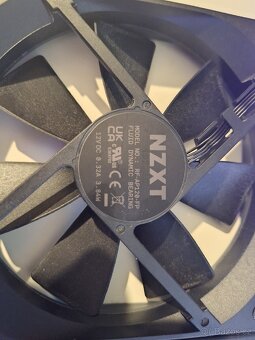 Prodám 2x NZXT ventilátory 120 - 2