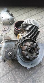 Dvakrát motor manet... Hezkém stavu.... - 2