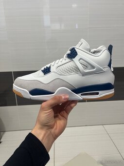 Jordan 4 SB Navy - 2