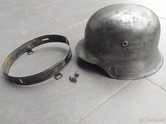 Německá helma M42 - 2