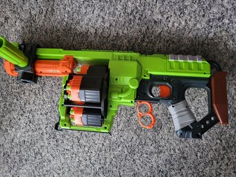 Velká Nerf pistole - 2