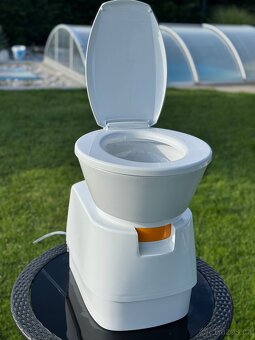 WC toaleta do karavanu Dometic CT4110 - 2