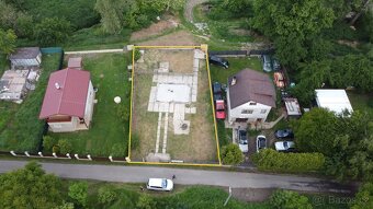 Pozemek 348 m2 ke stavbě rekreačního domku, v blízkosti řeky - 2