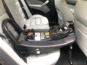 Autosedačka JOIE + Isofix základna JOIE i-naše Advance - 2