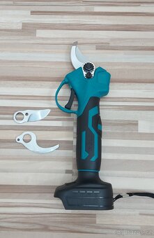 Aku elektrické zahradní nůžky, pro Aku Makita 18V. - 2