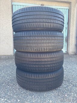 Letní pneu 215/55 R18 - 2