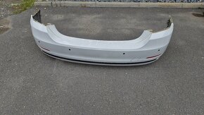 Zadní nárazník a výfuk na BMW 4 - 2
