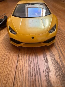 Lamborgini Huracan RC auto - 2