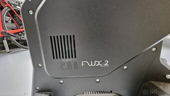 Cyklotrenažér TACX T2980 Flux 2 Smart

 - 2