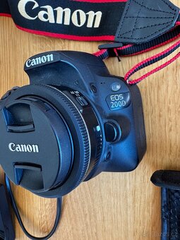 Canon 200d - 2