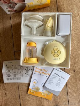 Elektrická odsávačka mléka Medela Swing Flex - 2