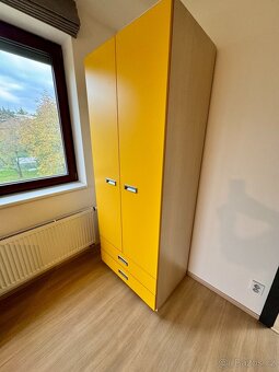 Šatní skříň - 2