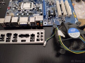 Základní deska Intel + procesor Intel Core i3-3225 + 8Gb RAM - 2