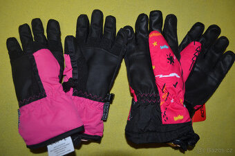 2x rukavice 116/134nové,cena celkem - 2