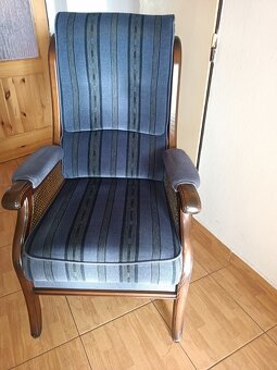 LUXUSNÍ, Rustikální křeslo čalouněné . TOP STAV . - 2