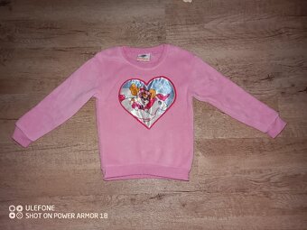 Dívčí mikiny vel. 122 - 2