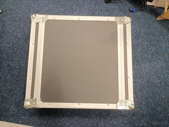 RockCase by Warwick, kufr  19" Rack, 3U - 2