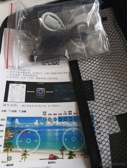 Dron s obrazovkou , nepoužitý, nový - 2